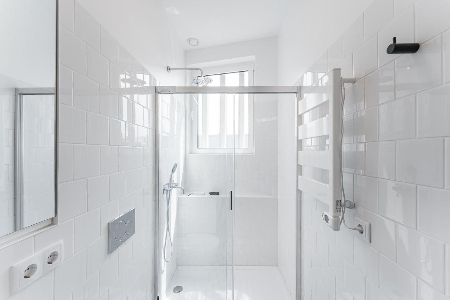 Guestready - Colorful Apt Near Agosto Station ปอร์โต ภายนอก รูปภาพ